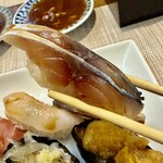 すし寳来 - 金華さばリフト