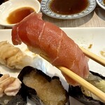 すし寳来 - 中とろリフト