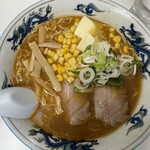 ぺーぱん - 料理写真:味噌ラーメン、バターとコーンを追加トッピング
