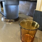 志庵 - お冷がドン