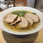 塩らー麺 本丸亭 横浜店 - チャーシュー増し塩らー麺（1,550円）