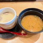グルメ回転寿司　鈴木水産 - ランチ 味噌汁 茶碗蒸し