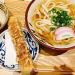 うどん棒 - かけうどんとちくわ天