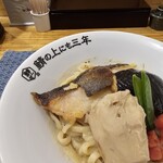鯖の上にも三年 - 