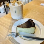 JÉRÔME KISSA CAFÉ - 