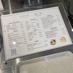 JÉRÔME KISSA CAFÉ - 