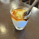 ヤムヤムカデー - 食後の花蜜ヨーグルト