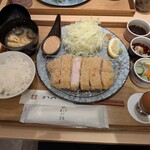 覚王山とんかつ わだ福 - 