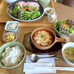 Hanairo Kitchen+Cafe - 