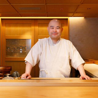 藤永大介氏（フジナガダイスケ）―魚を知り尽くした鮓職人