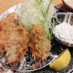 名代とんかつ かつくら - カキフライ近影。ここのカキフライとタルタルが好き♥。今シーズンあと何回食べられるかなぁ？