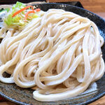 笑乃讃 - うどんは太くてコシが強いタイプ。