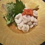 水炊き吟醸もつ鍋 由乃 - 