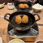 挽きたて和牛レアカツ ザ・メンチ - 