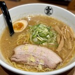 らーめん空 - 味噌らーめん(1100円)