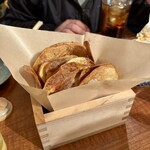 肴蔵 - 自家製ポテトチップス