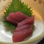 レストラン花駒 - 2日目のマグロのお造り。