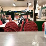 アルムスタファーマスジド - 現地人しかいない