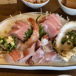 うな健 - たっぷりさしみ