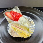 ツルヤ - いちごショート