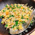 343592885 - ■油かす 九条ネギ 五目炒飯【ハーフ】 ◎＋