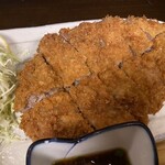 とんかつ割烹 やすいみ～と - わらじとんかつ定食