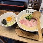 麺や 鳥の鶏次 - 