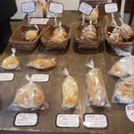 天然酵母のパン屋さん 白殻五粉 - 