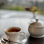 HAKONE NICA - 食後のコーヒーはラウンジで。