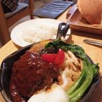 グッドモーニングカフェ - 淡路産牛100％ ハンバーグランチ