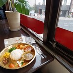 oriental table AMA早稲田 - 