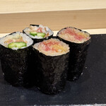 あま木 - ◇赤貝の紐と分葱の酢味噌和えの巻物
      ◇トロタク細巻き