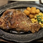 PUB LOUNGE EMERALD - 