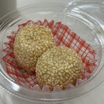 ONIGIRI･OBENTO ヒカリ - 胡麻団子