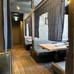 焼肉 鉢屋 - 店内の一部