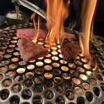 京の虎牛 近江牛焼肉と神戸ビーフ - 