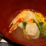 車海老専科 天麩羅 手一束 - 前菜 車海老と胡麻豆腐と鶏つくねと菊花