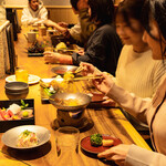 炉端とおでん 別邸 ろば炭魚 - 