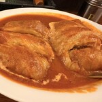 ロールキャベツ専門店 rolls - ロールキャベツを切り分けて、さて実食