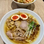 親鶏中華そば 綾川 - 