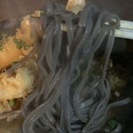 蔵のそば - 幅広でコシのある蕎麦とも相性抜群。