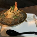 蔵のそば - 天ぷら鶏ごぼうそば。おろし と とろろのトッピング付き。