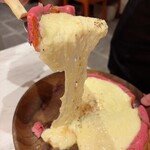 シカゴピザ＆スフレオムレツ Meat&Cheese ARK2nd 新宿店 - 