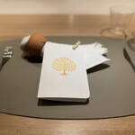 arbreims - 席にはこの日のメニューが