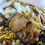 梅乃家 - チャーシュー　だいぶコンパクトになった感じがします^^ゞ