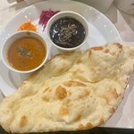 Spice Theater - 海老とココナッツ、ポークビンダル　1,150円