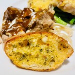 ダイニング エヌエス - ガーリックトースト