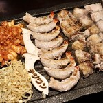 テジワン - 極上サムギョプサル（2人前）エビロールサムギョプサル（1人前）
