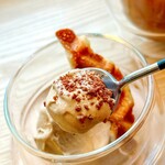 レストラン エウレカ - 本日の生搾りジェラート(この日はコーヒー味)