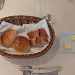 レストラン キルン - パン、お代わり出来ます♪